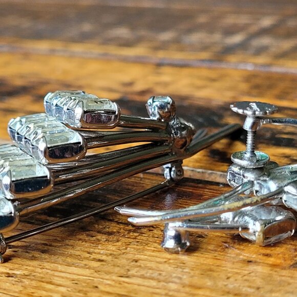 Signed Sherman Rare 3 Piece Jewelry 4 Tiered Brooch and Screw On Earrings Set - Picture 2 of 4